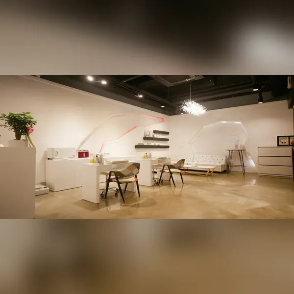 강남구 논현동 더옴므 에스테틱 매장 사진 1