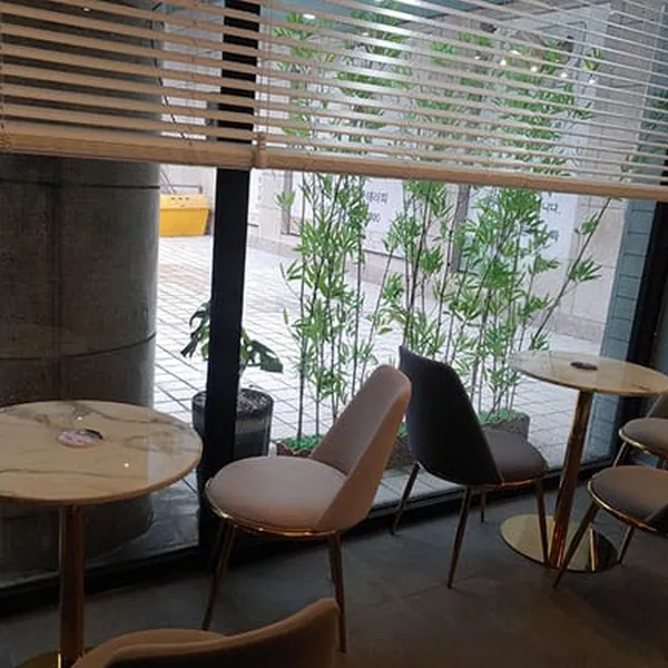 강남구 역삼동 알로 1인샵 매장 사진 3