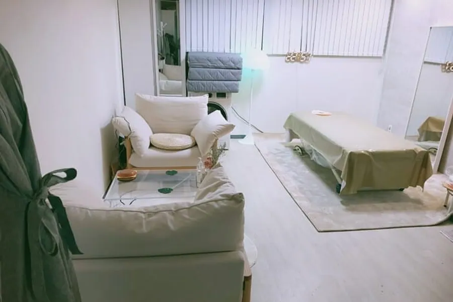 관악구 봉천동 muu muu 뮤뮤뷰티 1인샵 매장 사진 1