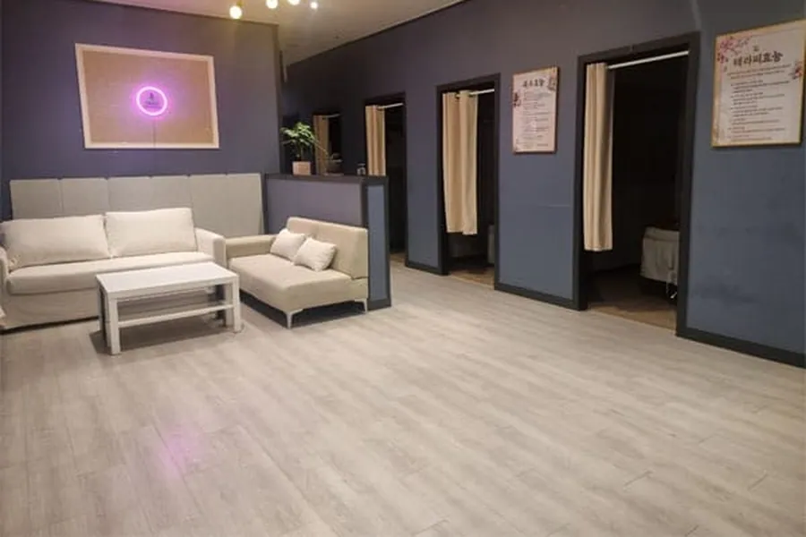 안산시 이루리 홈케어 매장 사진 1